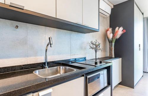 Barra de Jangada Apartamento | Beachfront Loft | River View | Pool & Sauna