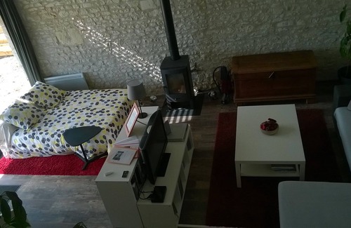 Rilly-sur-Vienne Casa | LOFT EN TOURAINE independiente de 70 m² para 4 personas en patio cerrado, visto desde