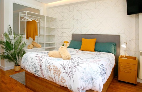 Centro de Oviedo Apartamento | Loft " La fábrica de Gas",PARKING