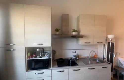 Frattocchie Casa | LOFT located in Santa Maria delle Mole, (Marino) near the airport of Ciampino.