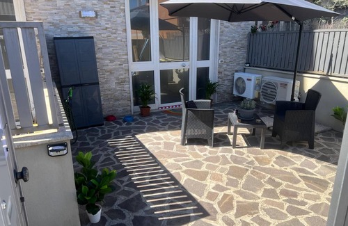 Frattocchie Casa | LOFT located in Santa Maria delle Mole, (Marino) near the airport of Ciampino.