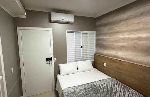 Esplanada Apartamento | Loft Lux SM 04 (Smart TV, Ar condicionado, Cozinha)