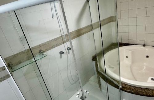Esplanada Apartamento | Loft Lux SM 15 (Smart TV, Ar condicionado, Cozinha)