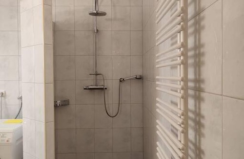 Lustenau Apartamento | Loft mit Kamin und Whirlpool