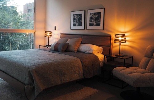 El Tesoro Apartamento | Loft moderno cerca del Tesoro by Hoost 603B