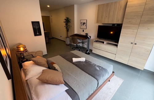 El Tesoro Apartamento | Loft moderno cerca del Tesoro by Hoost 603B