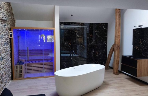 Basse-Bodeux Apartamento | Loft noir (baignoire balnéo et sauna)