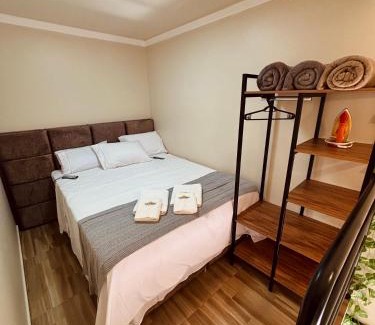Santa Cruz Apartamento | Loft novo, colchões com massagem, mobiliado e aconchegante
