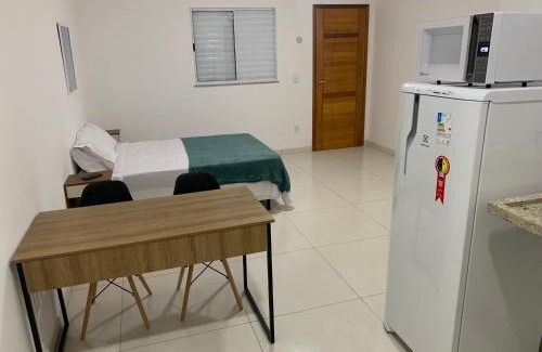 Iguaba Grande Apartamento | Loft PARIS para Casais, em Iguaba Grande, 150 metros da praia