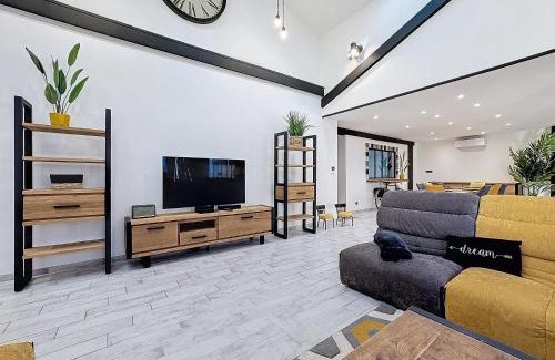 Montlucon Apartamento | LOFT SPA SAUNA 10 personnes Centre ville