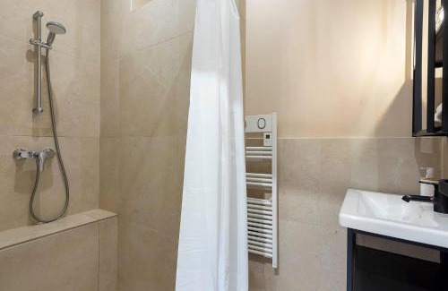 Vernier Casa | Loft Spacieux pour 10 personnes avec Terrasse