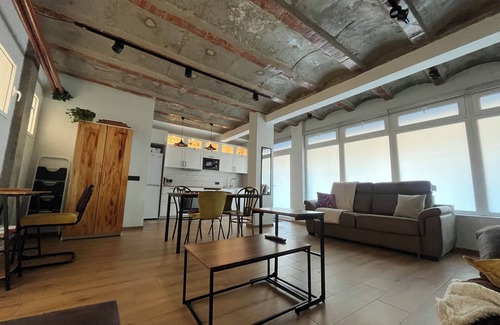 Imperial Apartamento | ESTUDIO LOFT en MADRID RÍO Alquiler Temporada y Vacacional