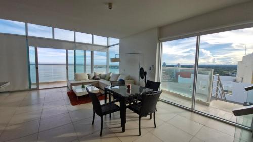 Nueva Gorgona Apartamento | Loft Style Beachfront Apartment