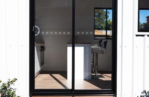 Lovedale Casa | Loft Tiny Home at Tatler Wines "Yaama"