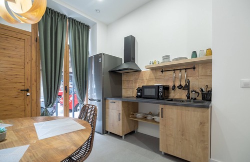 Arrancapins Apartamento | Loft Valencia cerca de la estación de trenes Renfe - ESC3