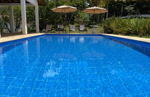 Mairinque Cabina | Loft Vidro Garden em Condomínio Rota do Vinho São Roque