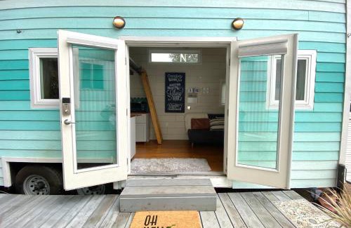 San Luis Obispo Casa | Lofted Bedroom Teal Tiny Home with Creek Views