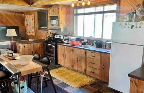 Roscoe Chalet De Esquí | Lofted farmhouse in charming Roscoe on the Beaverkill river