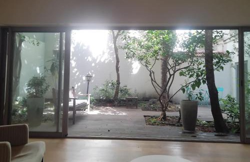 Quartier de l'Ecole-Militaire Apartamento | Lofthouse with garden in Paris 5 adults, 1 kid