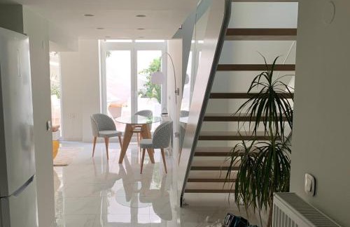 Thermi Apartamento | Lofts