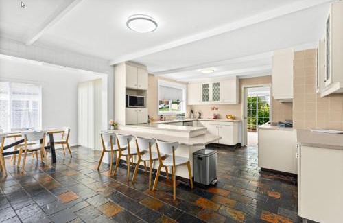 Barrack Heights Casa | Loftus Spacious Getaway