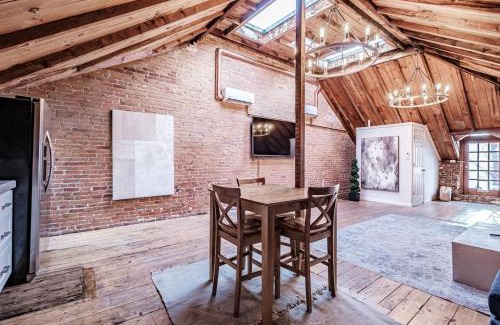 Parkside Apartamento | Lofty Ambition - Stunning West End Rooftop Retreat