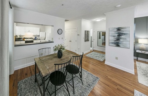 Maryville Apartamento | Lofty Expectations - Gorgeous Studio Loft Downtown
