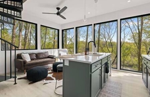 Alexander Casa | Lofty Ledges Hangout at French Broad River Farms