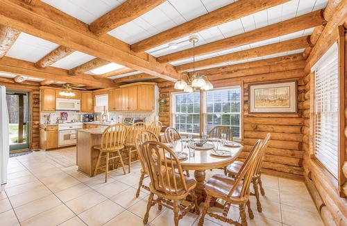 Mayhew Cabina | Log Cabin, 2-Story Dock, Mile Long Lake View!