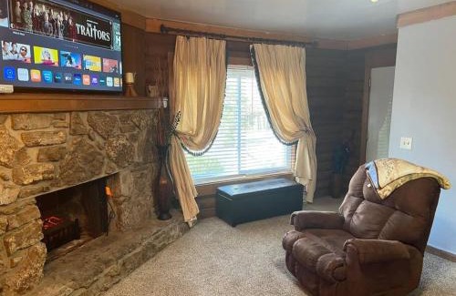 Nashville Apartamento | Log Cabin Close to Percy Preist Lake