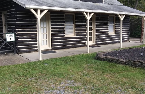 Byrnedale Apartamento | Log Cabin Legacy