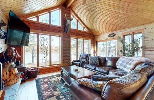 Friendship Casa | Log Cabin Life