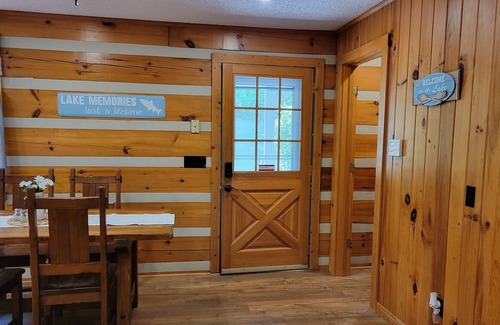 Celina Casa | Log Cabin near Dale Hollow Dam