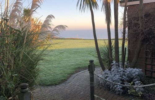 Great Yarmouth Cabina | Cabaña de madera junto a nuestra playa de arena con preciosas vistas al mar, cerca de Norfolk Broads.