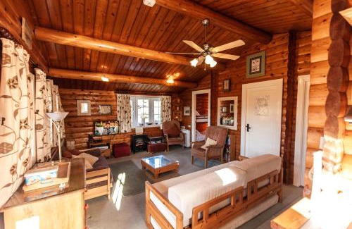 Bronaber Casa | Log Cabin nr Coed y brenin By Seren Short Stays