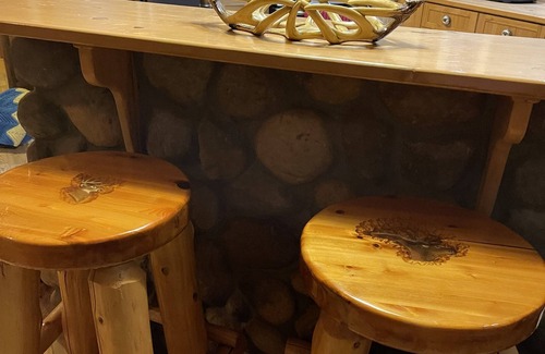 Springerville Cabina | Log Cabin on 9 acres with fireplace 15 min from Showlow Az