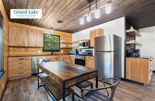 Eucha Cabina | Log Cabin on Disney - Boat ramp & dock nearby