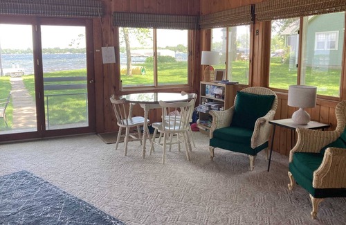 Detroit Lakes Cabina | Log Cabin on Lake Sallie