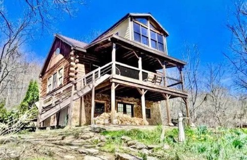 Dabolt Cabina | Log Cabin on the beautiful Rockcastle River