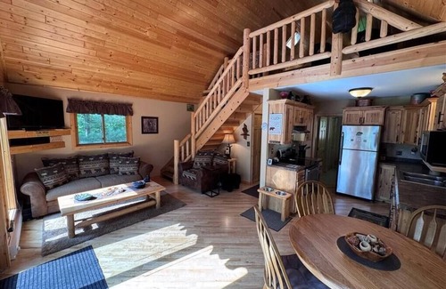 Brill Cabina | Log cabin on the lake. Perfect for fishing. Next to 4 ATV trails