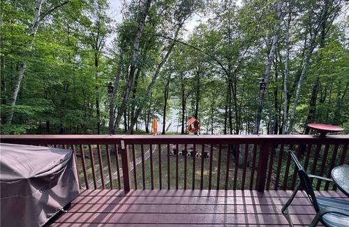 Brill Cabina | Log cabin on the lake. Perfect for fishing. Next to 4 ATV trails