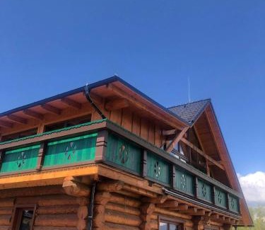 Zavazna Poruba Cabina | LOG CABIN Poludnica