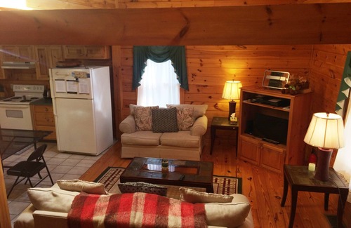 Moultonborough Casa | Log Cabin Suissevale Beach Access Home