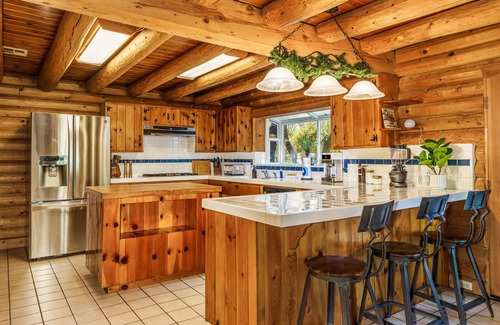 Coarsegold Casa | Log Cabin w/ pool, spa, game room, sleeps 20!