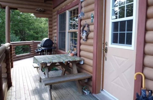 West Bay Casa | Log cabin with fantastic panoramic views