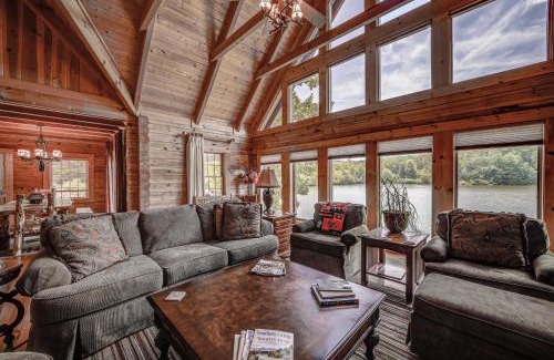 Tate Casa | Log Haven