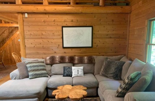 Shandaken Cabina | Log home in the heart of the Catskills