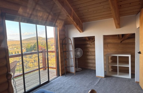 North Snyderville Basin Casa | CABINA DE REGISTRO en camino privado VISTAS IMPRESIONANTES / 8 MIN DE VAIL RESORT / SUPER PRIVADO