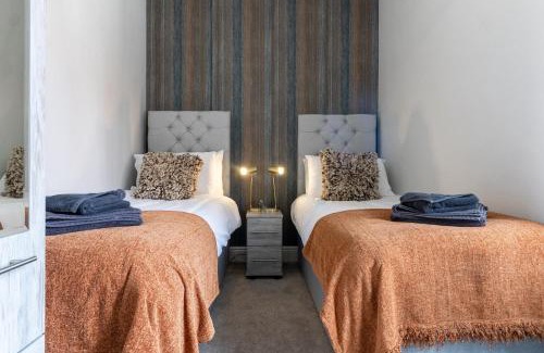 Carlisle Apartamento | Logan House, Modern and Spacious Townhouse close to City Centre