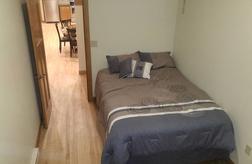 Cochrane Cabina | Logde sleeps 11 ...set up for exploring the Mississippi River or Driftless Area.